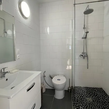 Maison Plain-pied Nyaraló *